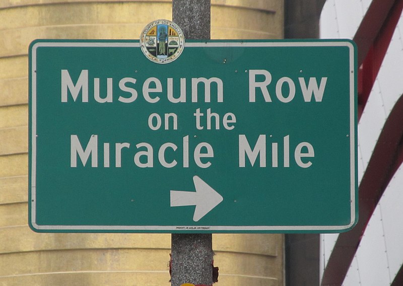 File:MuseumRowSignage.jpg