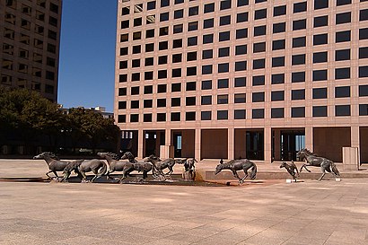 How to get to Mustangs at Las Colinas with public transit - About the place