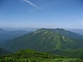 山頂から西側の流石山、大倉山、三倉山方面