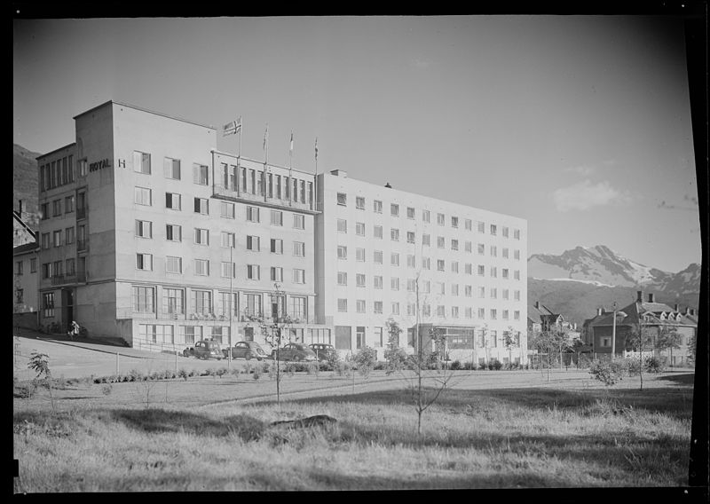 File:Narvik - no-nb digifoto 20151102 00097 NB MIT FNR 07393A.jpg