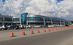 Nsk-Ob Tolmachevo terminal 07-2016.jpg