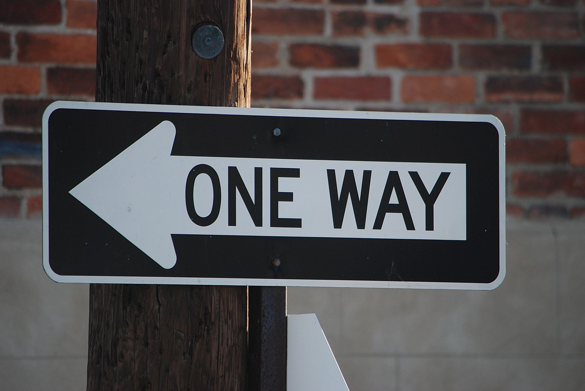 Way sign. One way Street трафарет. One way Road sign. One-way Street перевод. No way sign.