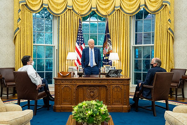 Ricchetti with President Joe Biden and Ron Klain in the Oval Office, 2021