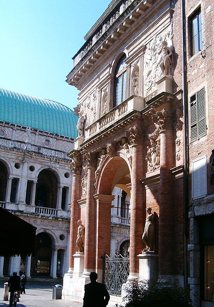 File:Palazzo del Capitanio 2 - Vicenza.jpg