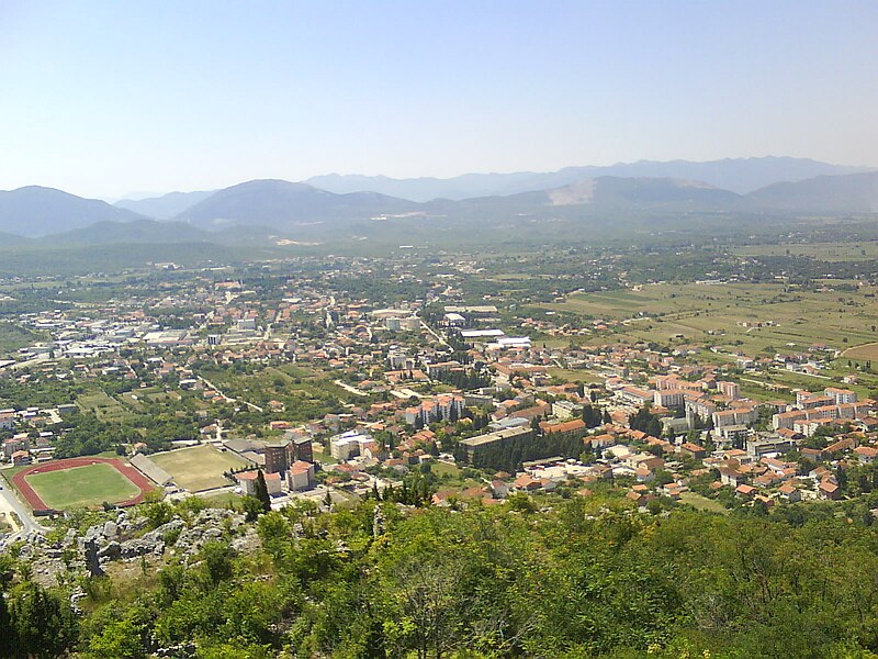 File:Panorama Ljubuški02130.JPG