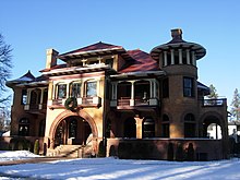 Il palazzo di Patsy Clark con l'aggiunta di Browne