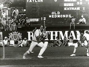 Phil Edmonds batting in Wellington