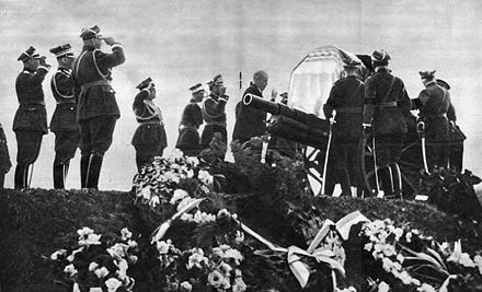 Funérailles de Józef Piłsudski à Cracovie.