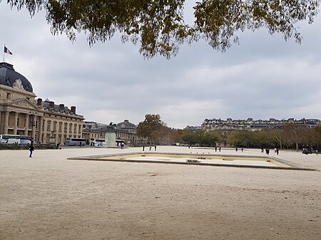 Place Joffre Paris