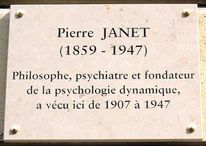 Plaque Pierre Janet, 54 rue de Varenne, Paris 7.jpg