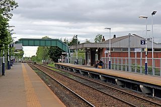 <span class="mw-page-title-main">Bredbury railway station</span> Railway station in Greater Manchester, England