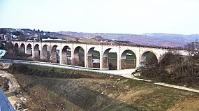Ponte ferroviario nei pressi della stazione di Campolieto -Monacilioni (retouched).jpg