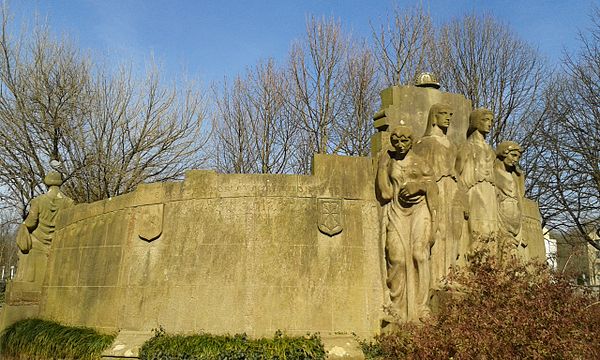 Memorial to the Sister Provinces in Donostia, erected by popular subscription (late 19th century)