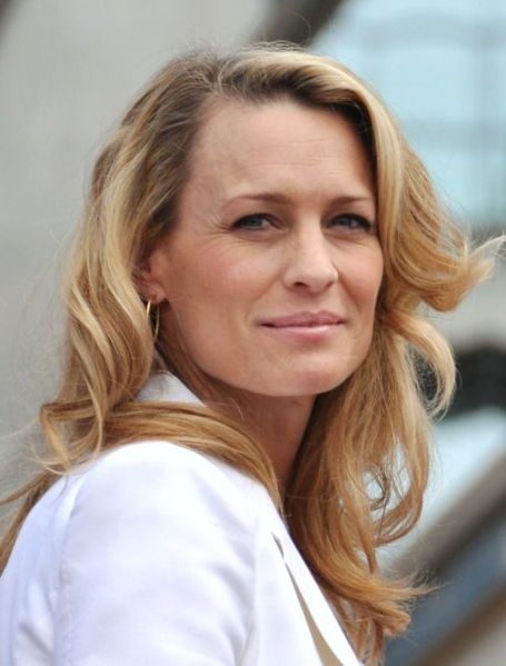 File:Robin Wright 2009.jpg