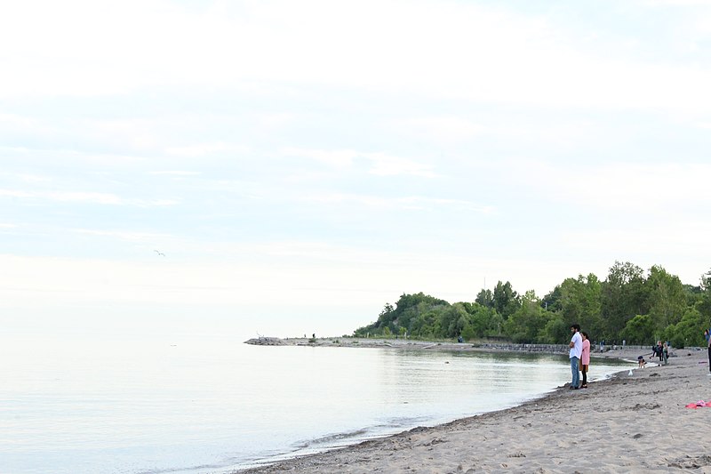 File:Rouge Beach, June 2018.jpg