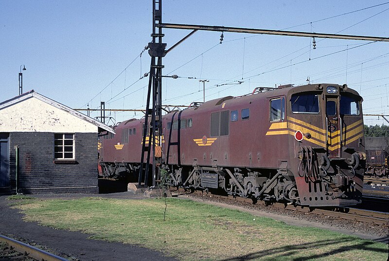 File:SAR Class 6E1 Series 11 E2185.jpg