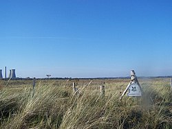 Sandwich Bay di bawah National Trust - geograph.org.inggris - 1004172.jpg