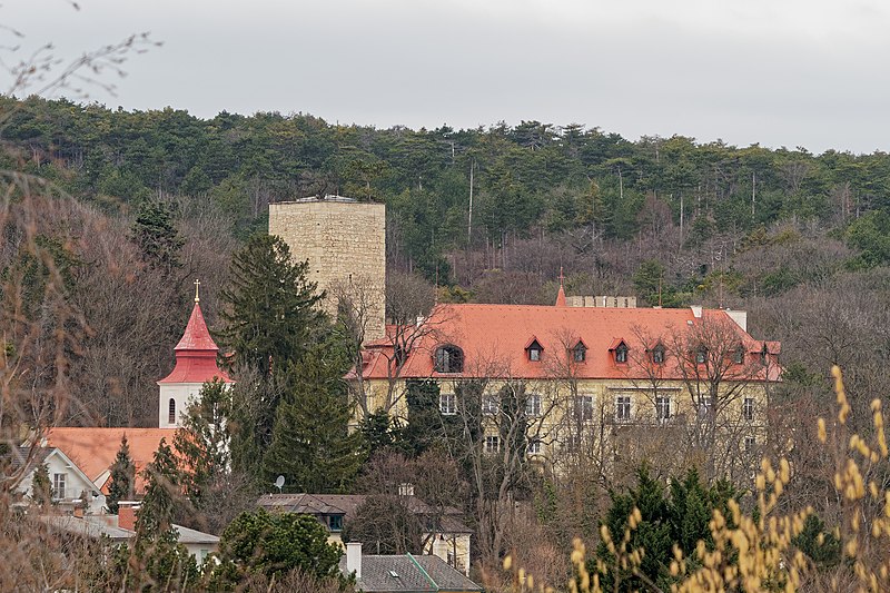 File:Schloss Enzesfeld.jpg