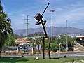 Esculturas frente al Parador de Málaga Golf, obra de Francisco Menjívar (Fram Menjívar), 2023-05-09.