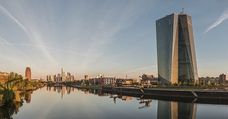 File:Seat of the European Central Bank and Frankfurt Skyline at dawn 20150422 1.jpg