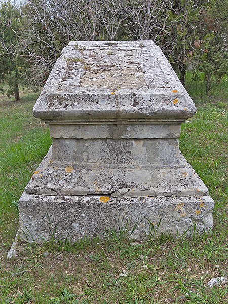 File:Sevastopol 04-14 img21 Brotherhood Cemetery.jpg