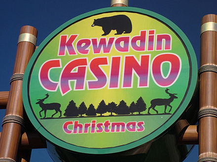 Road entrance sign for Kewadin Casino-Christmas Sign for Kewadin Casino - Christmas (3068044682).jpg