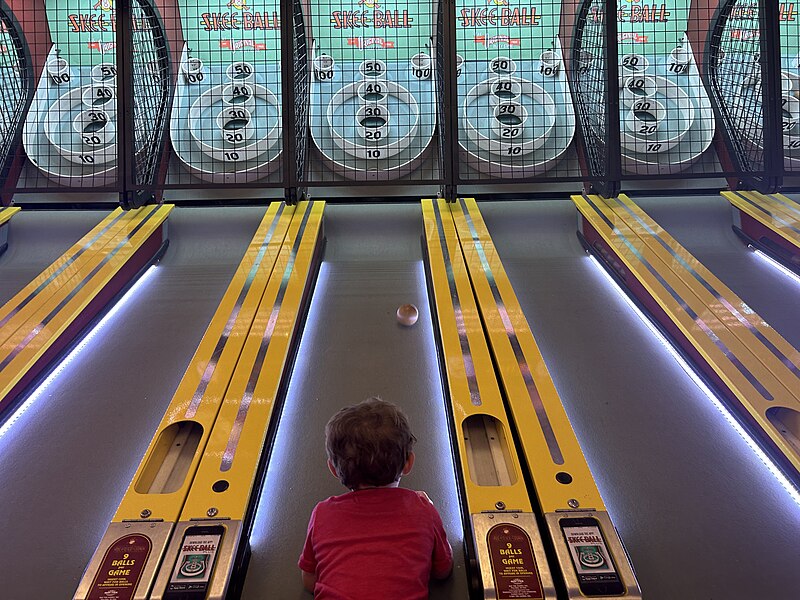 File:Skeeball.jpg