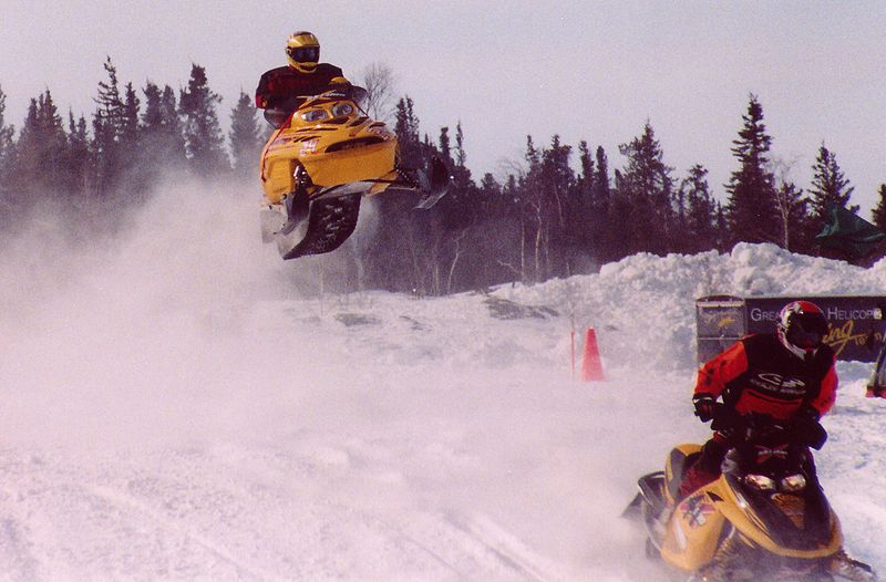 File:Snowmobile race.jpg