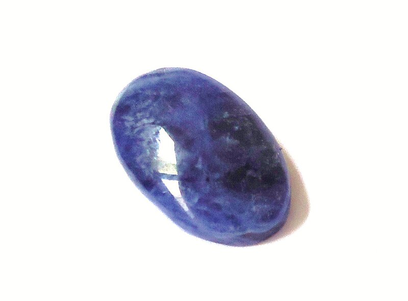 File:Sodalite cabouchon.JPG