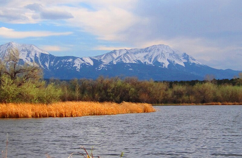 File:Spanish mts.JPG