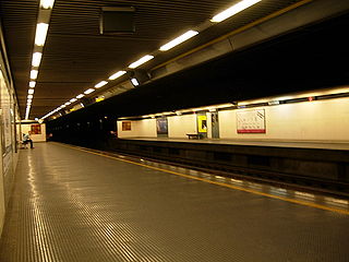 <span class="mw-page-title-main">Vanvitelli station</span> Naples Metro station