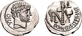 Монета, отчеканенная Гнеем Домицием Кальвином около 39 года до н. э.