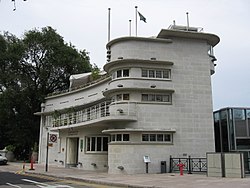 The Fullerton Waterboat House, Dec 05.JPG