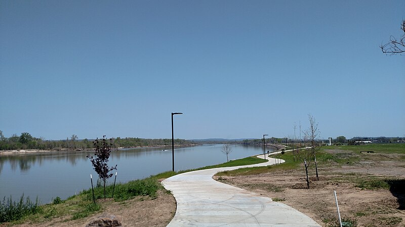 File:The River Trail runs along the Arkansas River at the Fort Smith National Historic Site in Fort Smith, Arkansas (fc873405-e66d-41f8-9d4a-4f6d1ea10e6e).JPG