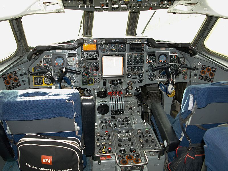 File:TridentFlightDeck.JPG