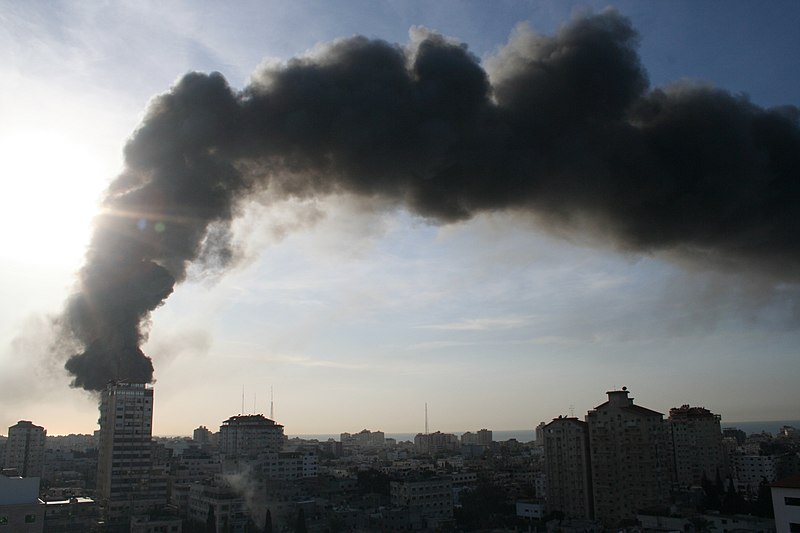 File:UN Compound Burns - Flickr - Al Jazeera English.jpg