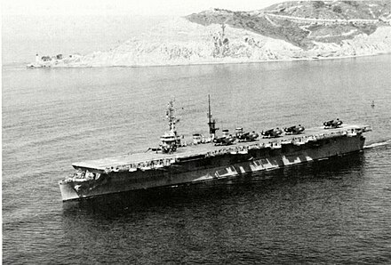 USS Wright (CVL-49) underway in the early 1950s.jpg