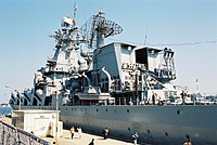 2002年10月14日、国際観艦式参加のため横須賀港に来航したヴァリャーク。