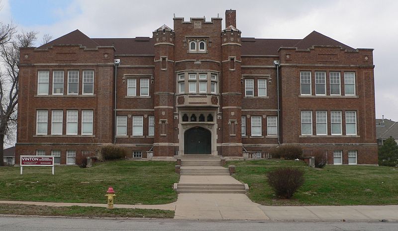 File:Vinton School Omaha from S 1.JPG