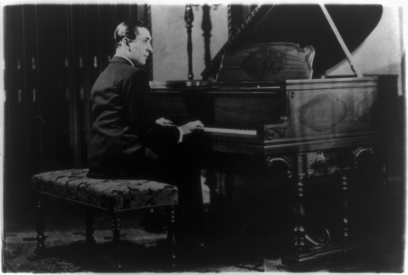 File:Vladimir Horowitz LCCN2002715576.tif