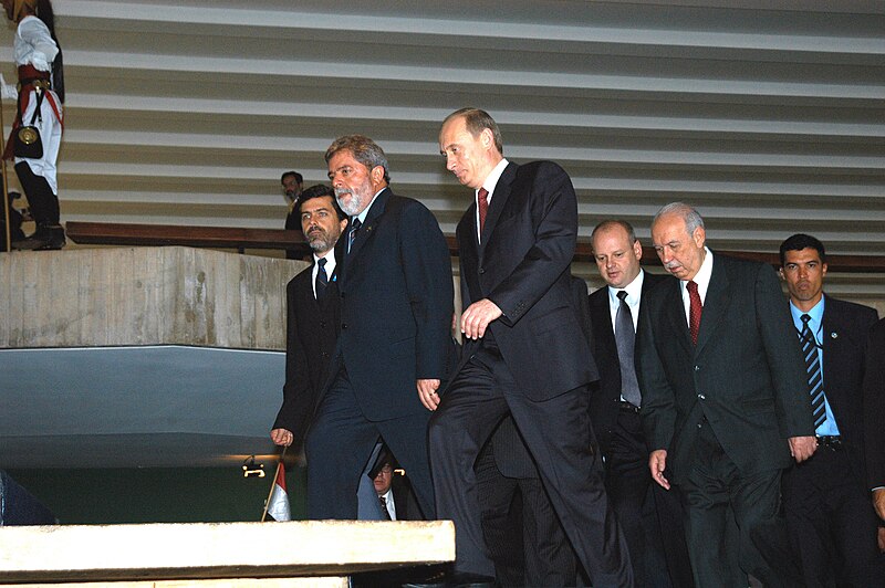 File:Vladimir Putin visiting Brazil - file Brazilian Russian Chamber of Commerce and Industry 2004 (7).jpg
