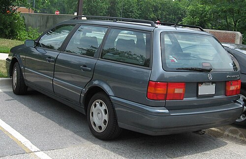 B 4 35. Volkswagen Passat b4 variant. Volkswagen Passat b4 Wagon. VW Пассат б4 универсал. Фольксваген Пассат б4 1996.