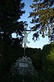 Čeština: Kříž na hřbitově Domova svaté Anežky ve Velkém Újezdě, Kojatice, okr. Třebíč. English: Wayside cross in cemetery of Domov svaté Anežky in Velký Újezd, Kojatice, Třebíč District.