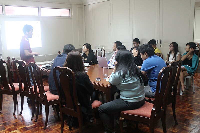 File:Wikipedia Workshop at Malacanang 02.JPG