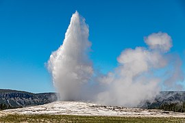 (Eruption of) Old Faithful Geyser in 2022 in the Yellowstone National Park, USA