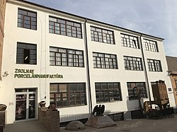 A Zsolnay Porcelánmanufaktúra Zrt. épülete 2018-ban