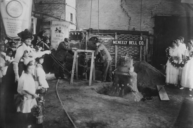 File:“MENEELY BELL CO.” 1915 Casting of the Suffrage "Liberty Bell" at Troy LCCN2014698748 (cropped).tiff