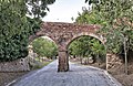 This is a photo of a building indexed in the Catalan heritage register as Bé Cultural d'Interès Local (BCIL) under the reference IPA-37042. Català: Pont de Cerdanyola del Vallès. Camí de Sant Iscle de les Feixes (Cerdanyola del Vallès). Deutsch: Brücke von Cerdanyola del Vallès