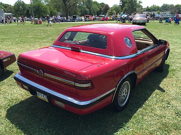 Chrysler TC by Maserati with the standard hardtop fitted