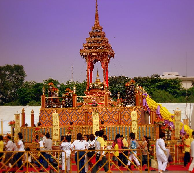 File:1 Wesak Day (in Thailand) 2007.jpg